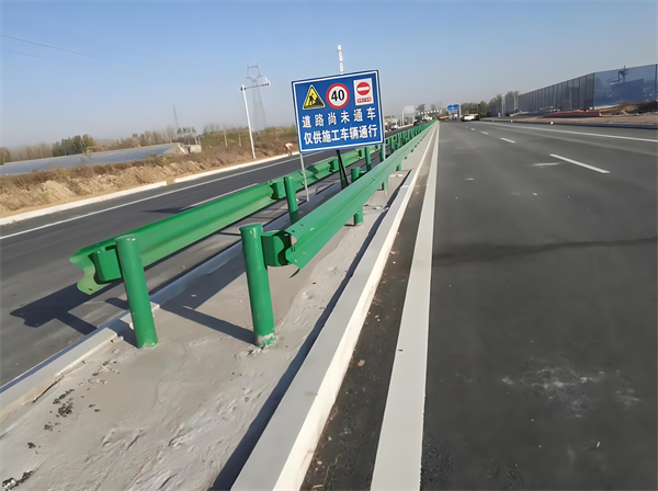 丹东公路护栏守护安全横跨多个行业的应用
